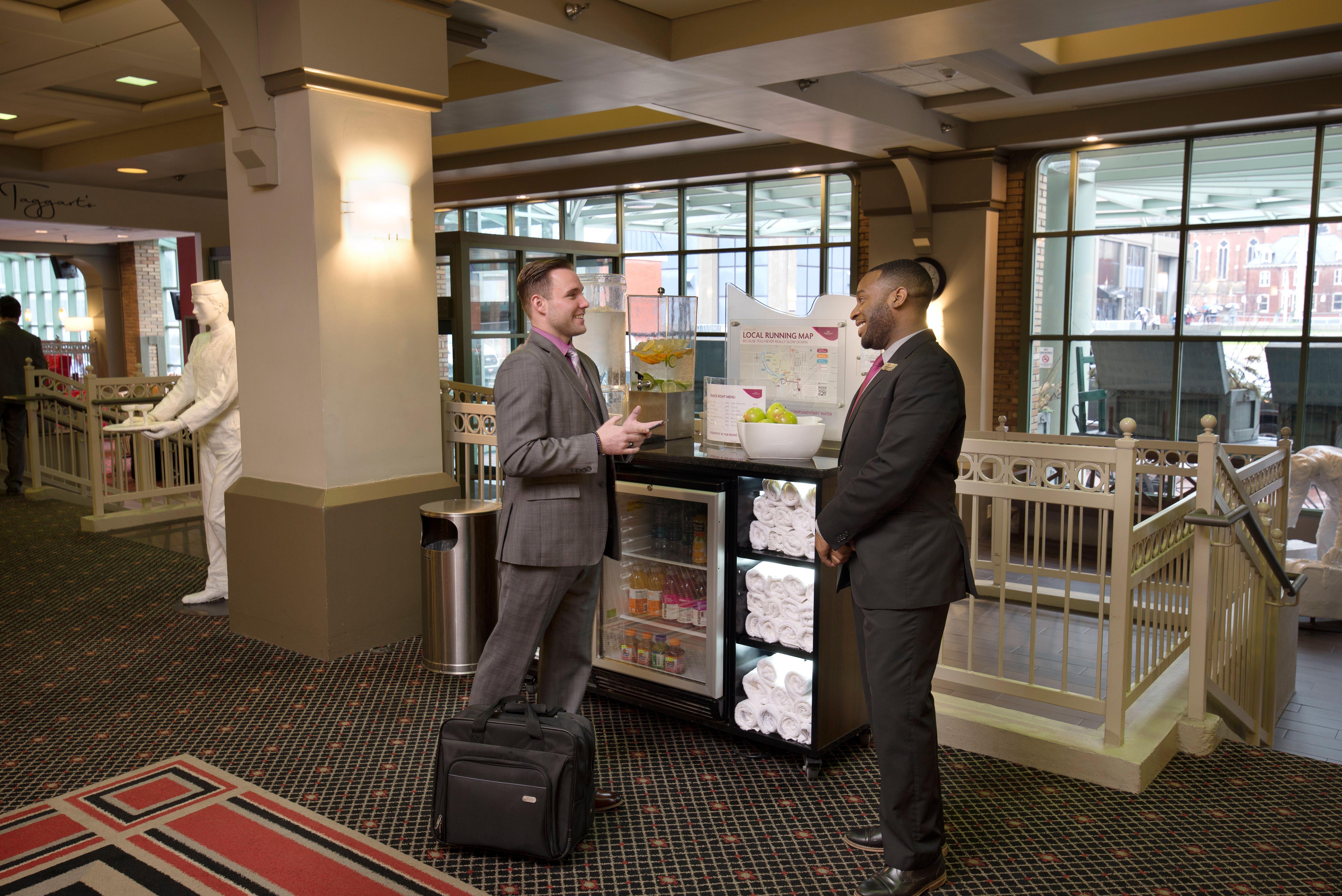 Crowne Plaza Indianapolis-Dwtn-Union Stn By Ihg Hotell Eksteriør bilde